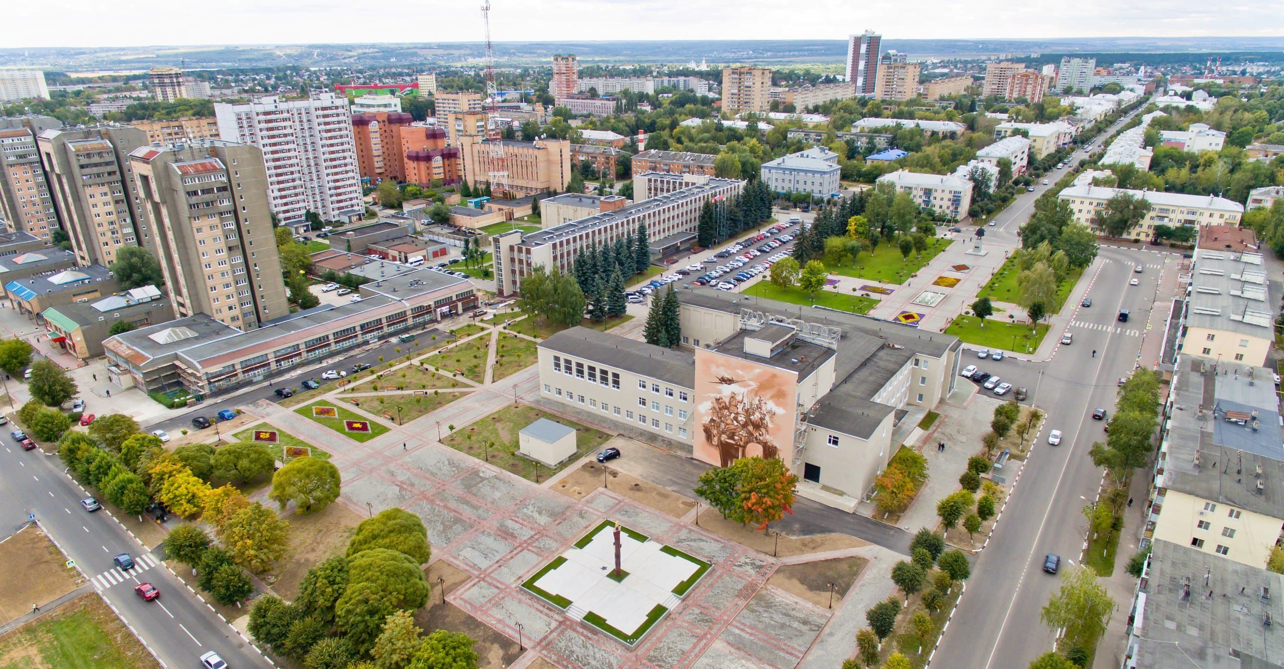 К центру Серпухова по улице Советской